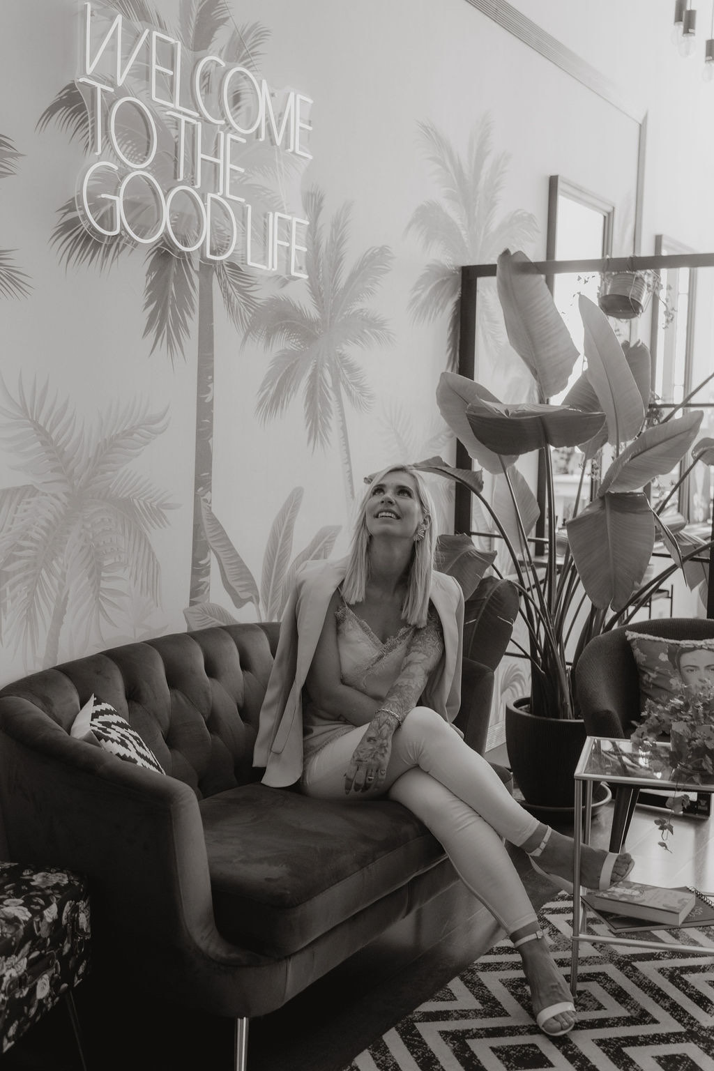 Christina Forstinger, Inhaberin von Nu:Hair by Christina, in der Salon-Lounge